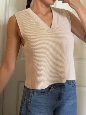 Cream Coastal Grandma Minimalist Beige Neutral Ribbed Knit Vest Women size S